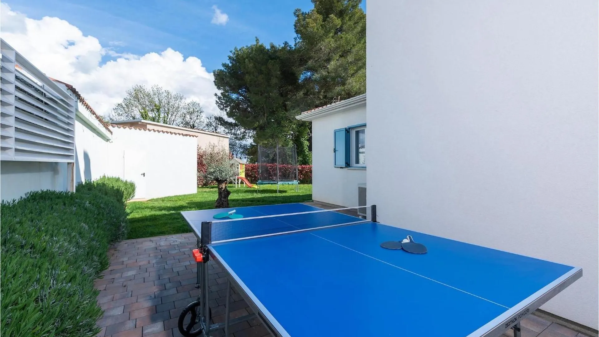 Villa Ladora Porec 0*,  Croatia