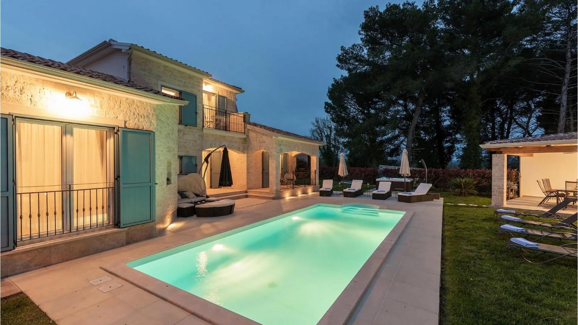 Villa Ladora Porec 0*,